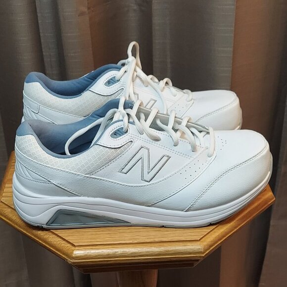 New Balance 928V3 Walking Shoe - Picture 11 of 13